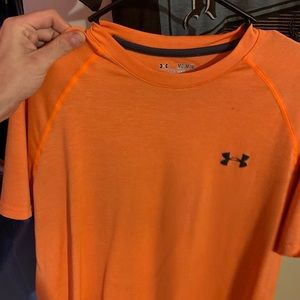 Men’s Under Armour Shirt